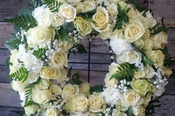 Coroa de Flores para Funeral em Espírito Santo do Pinhal